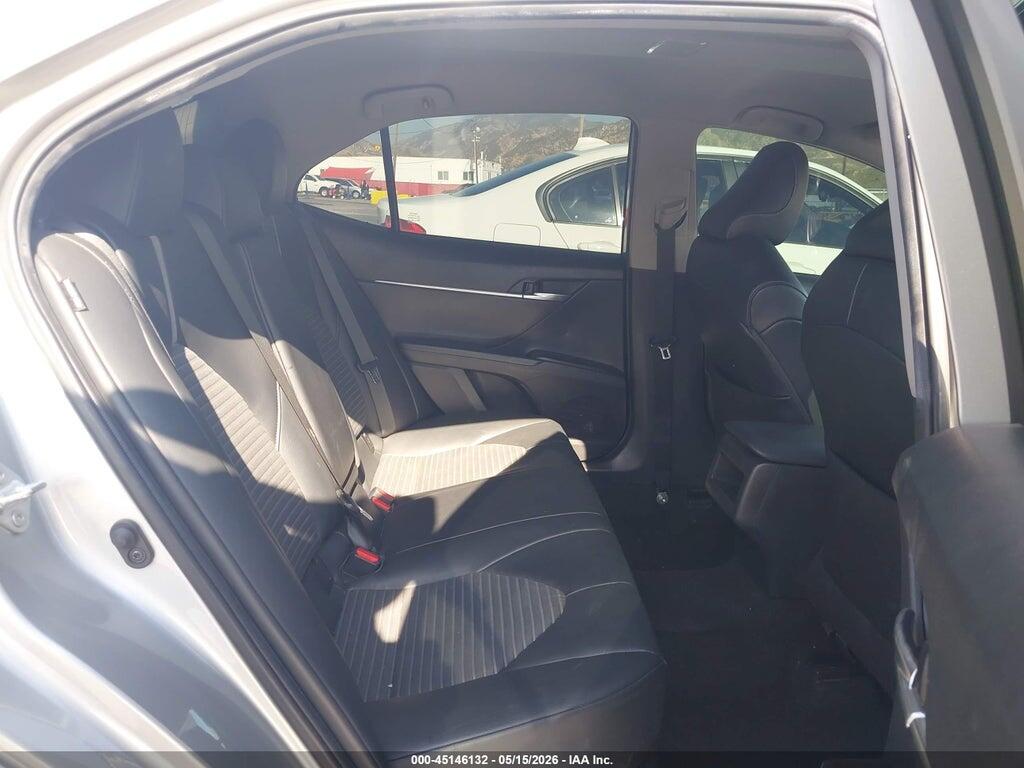 4T1T11AK8MU445581 2021 TOYOTA CAMRY photo no. 8