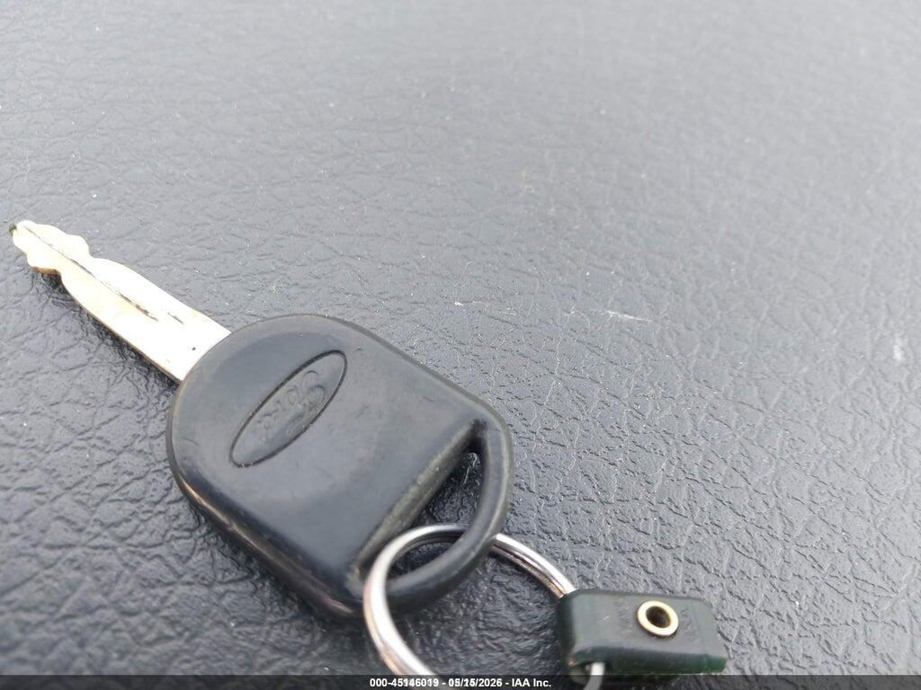 1FTMF1CM3CKD03934 2012 FORD F-150 photo no. 11
