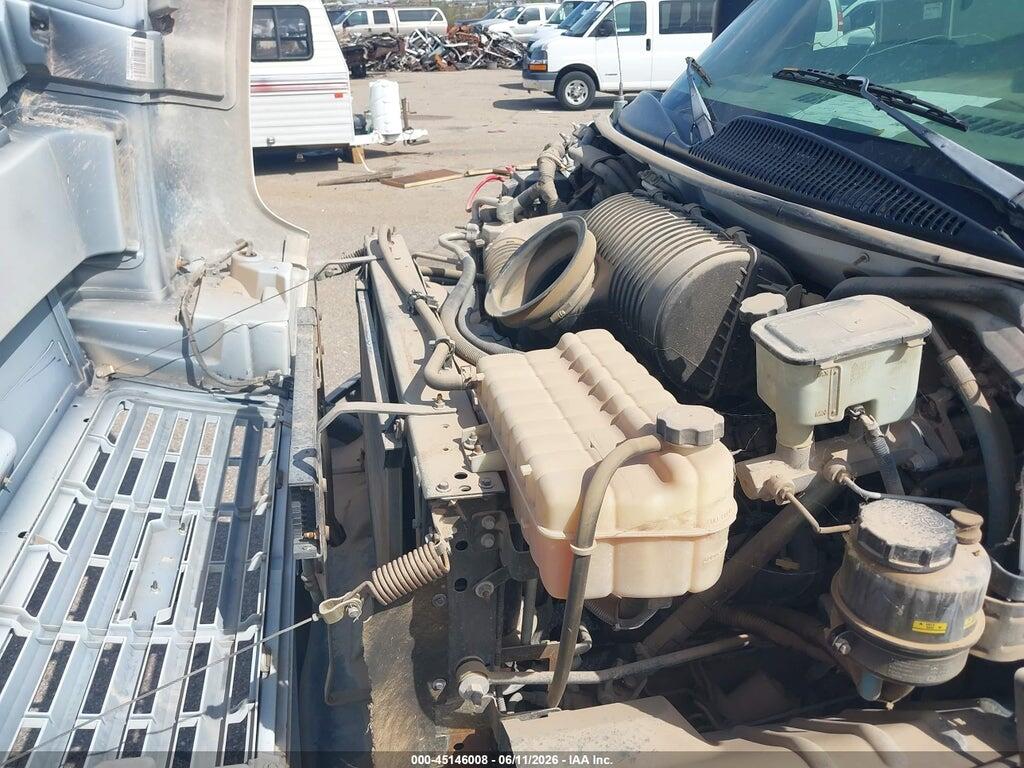1GBC4E1E13F508668 2003 CHEVROLET CC4500 photo no. 9