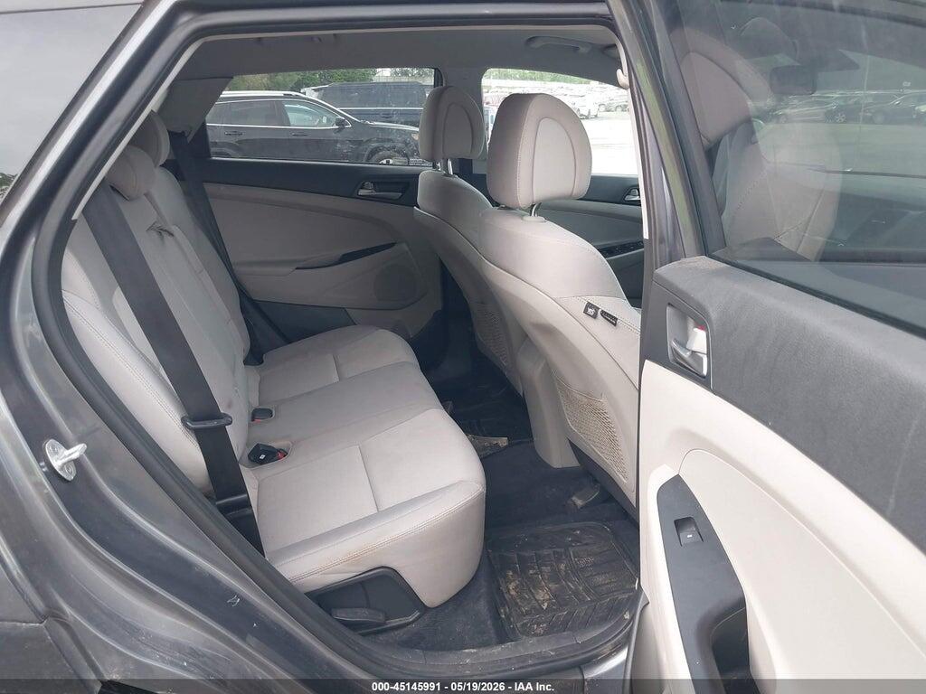 KM8J3CA43JU637789 2018 HYUNDAI TUCSON photo no. 8