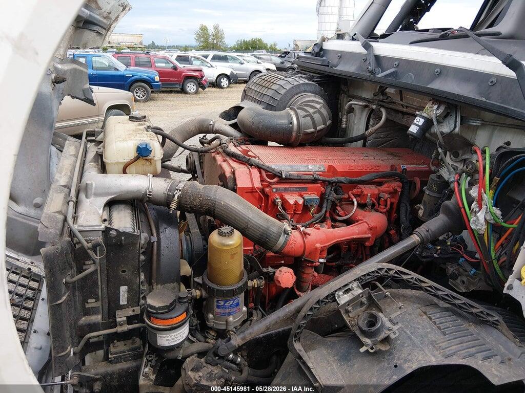4V4NC9TH77N444495 2007 VOLVO VN photo no. 10