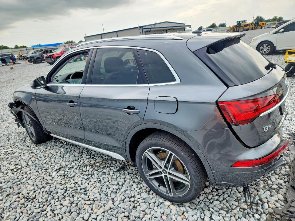 2021 AUDI Q5 E PREMIUM — Фото 2 из 12