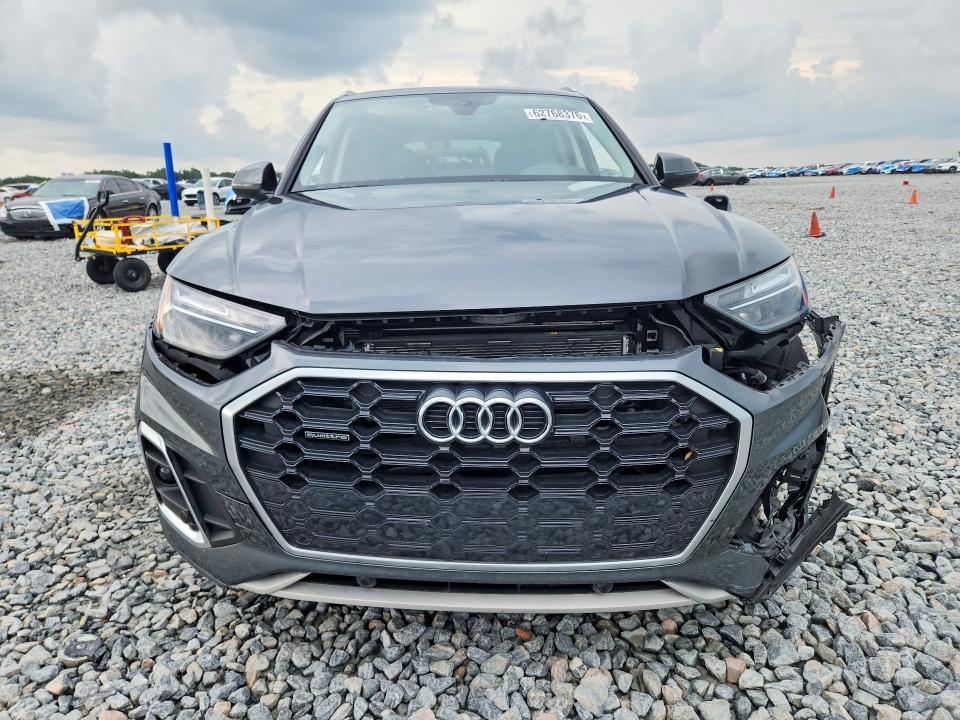 2021 AUDI Q5 E PREMIUM — Фото 5 из 12