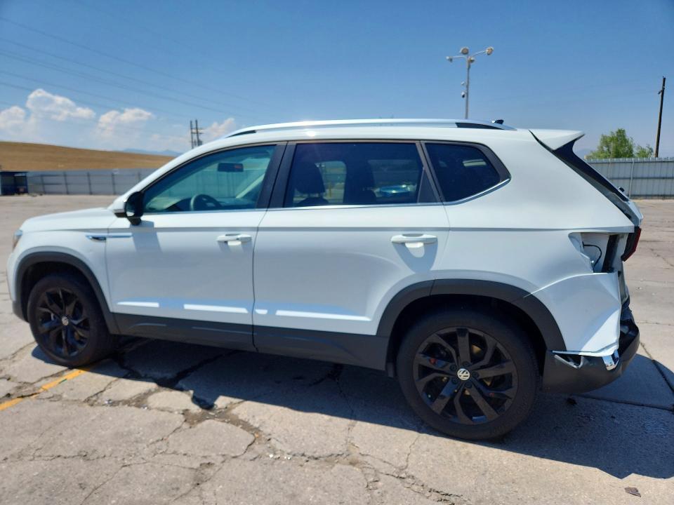 2022 VOLKSWAGEN TAOS SE — Фото 2 из 14