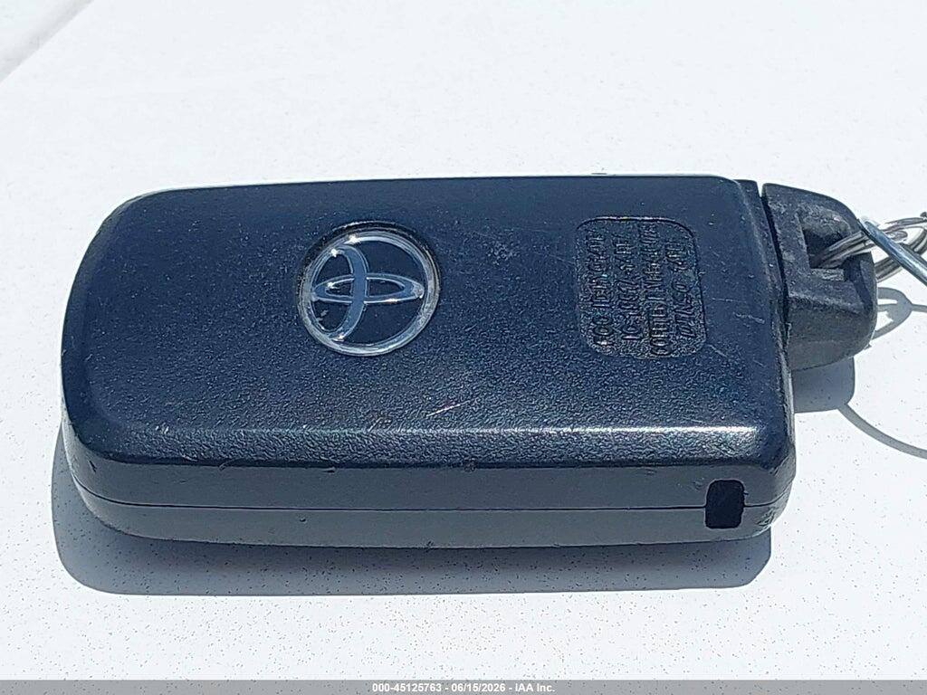 JTMRFREV4JJ725305 2018 TOYOTA RAV4 photo no. 11