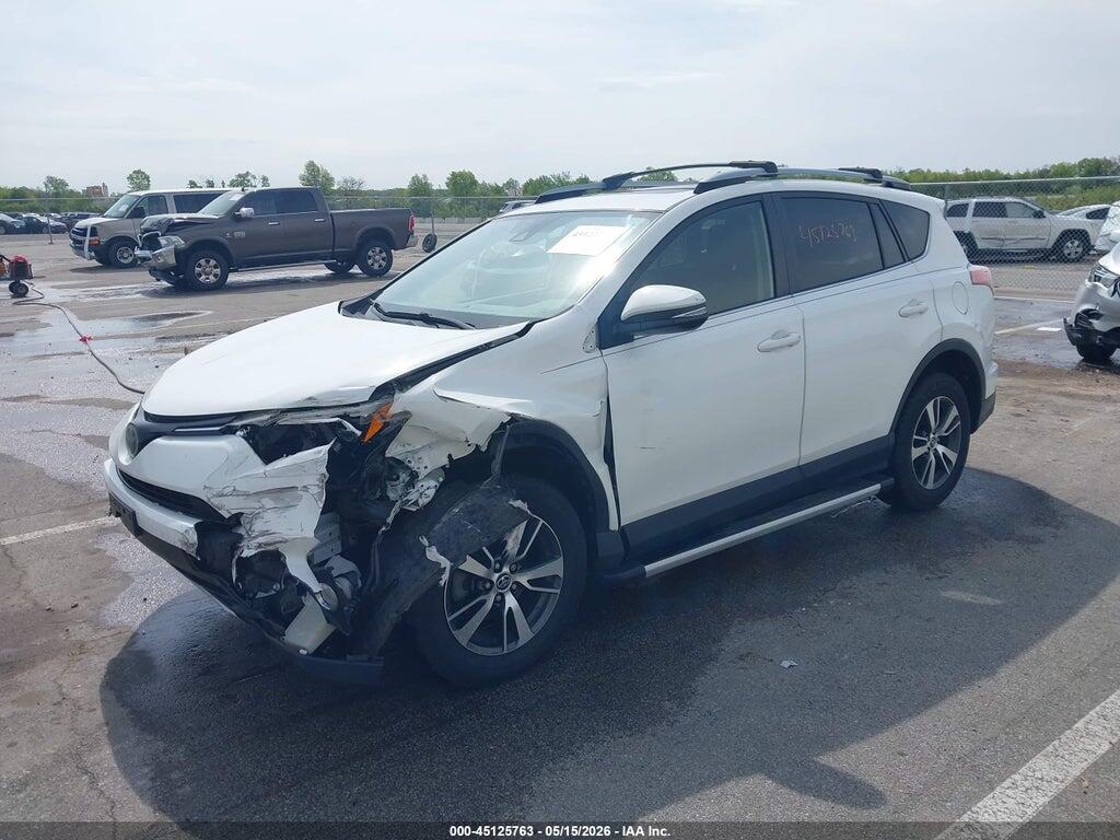 JTMRFREV4JJ725305 2018 TOYOTA RAV4 photo no. 2