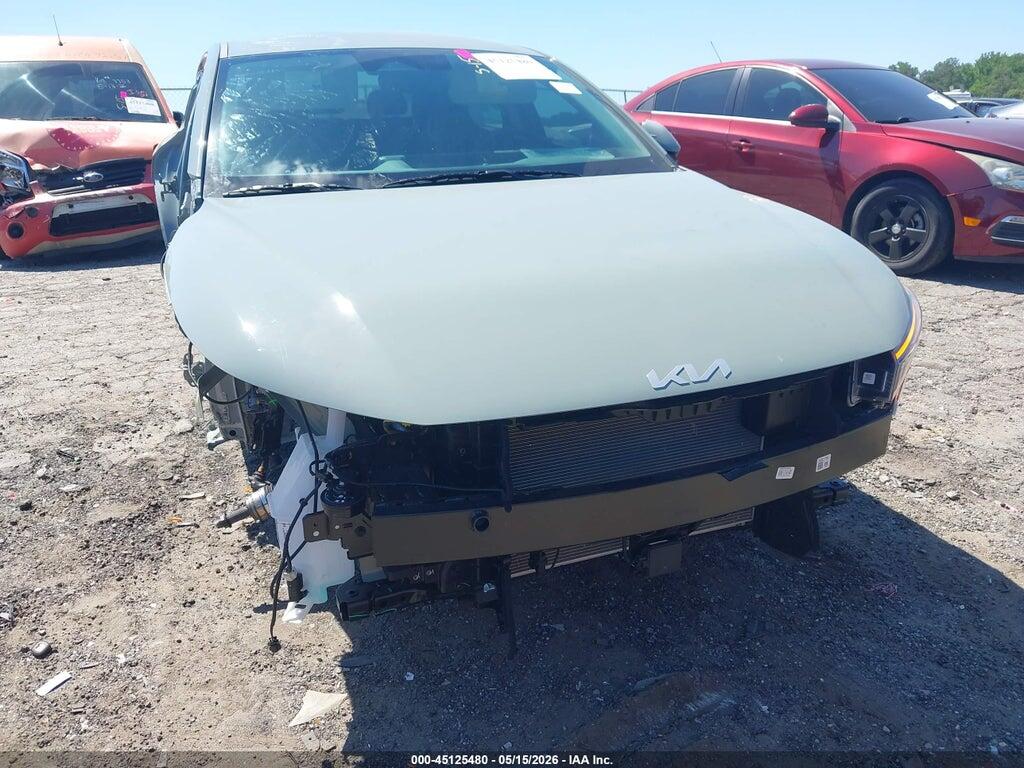 3KPFT4DE3SE226896 2025 KIA K4 photo no. 12