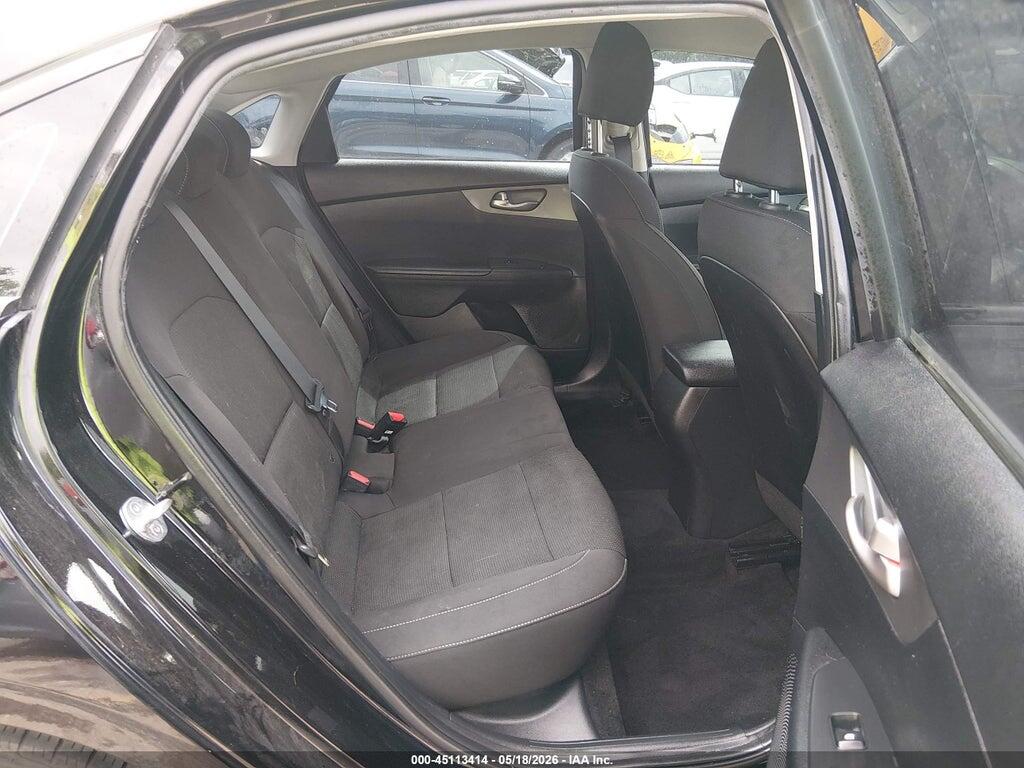 3KPF24AD4KE075503 2019 KIA FORTE photo no. 8