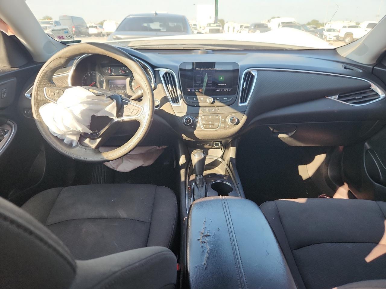 2020 CHEVROLET MALIBU LT — Фото 8 из 12