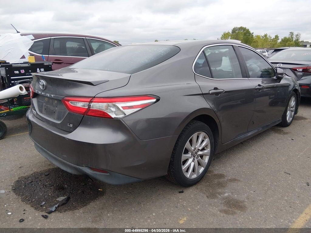 4T1B11HK6JU019398 2018 TOYOTA CAMRY photo no. 4
