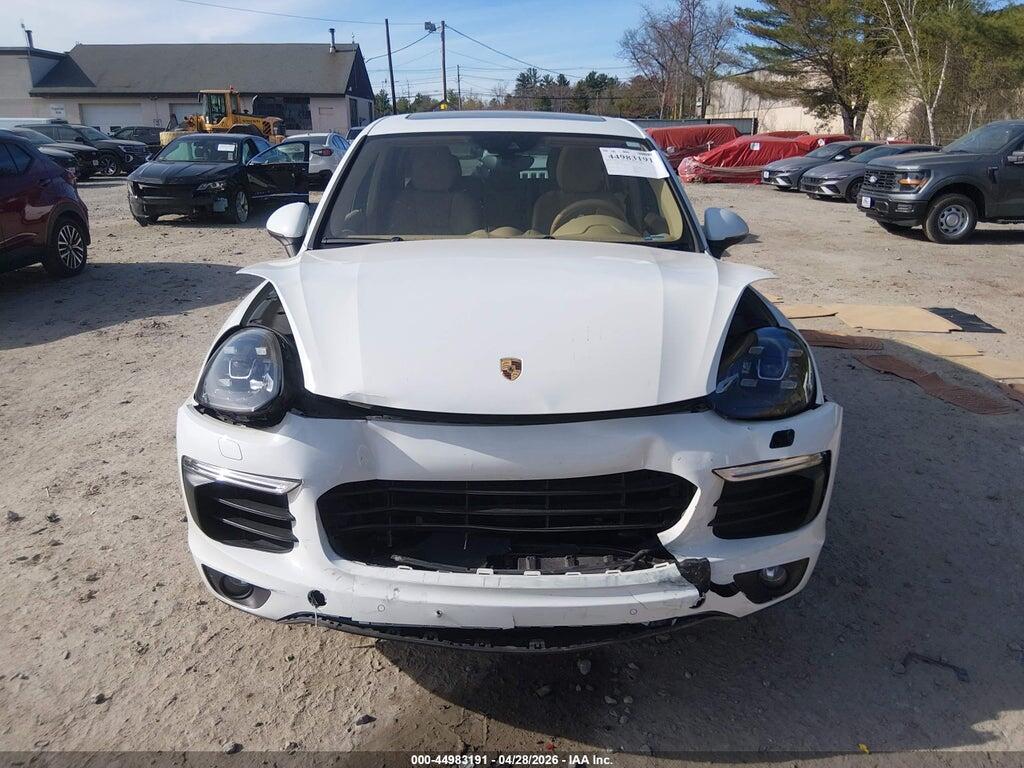 WP1AE2A20HLA68373 2017 PORSCHE CAYENNE E-HYBRID photo no. 12