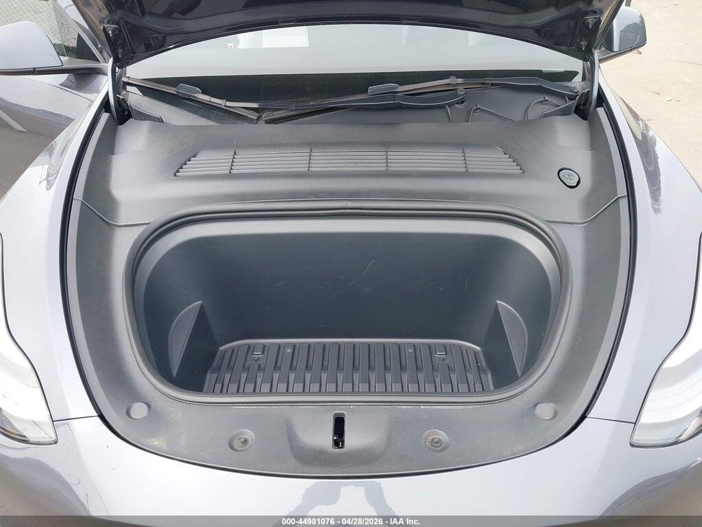 7SAYGDEF4PF647213 2023 TESLA MODEL Y photo no. 10