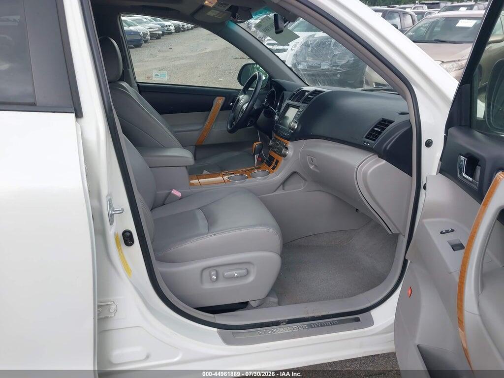 2008 TOYOTA HIGHLANDER HYBRID LIMITED — Фото 5 из 16