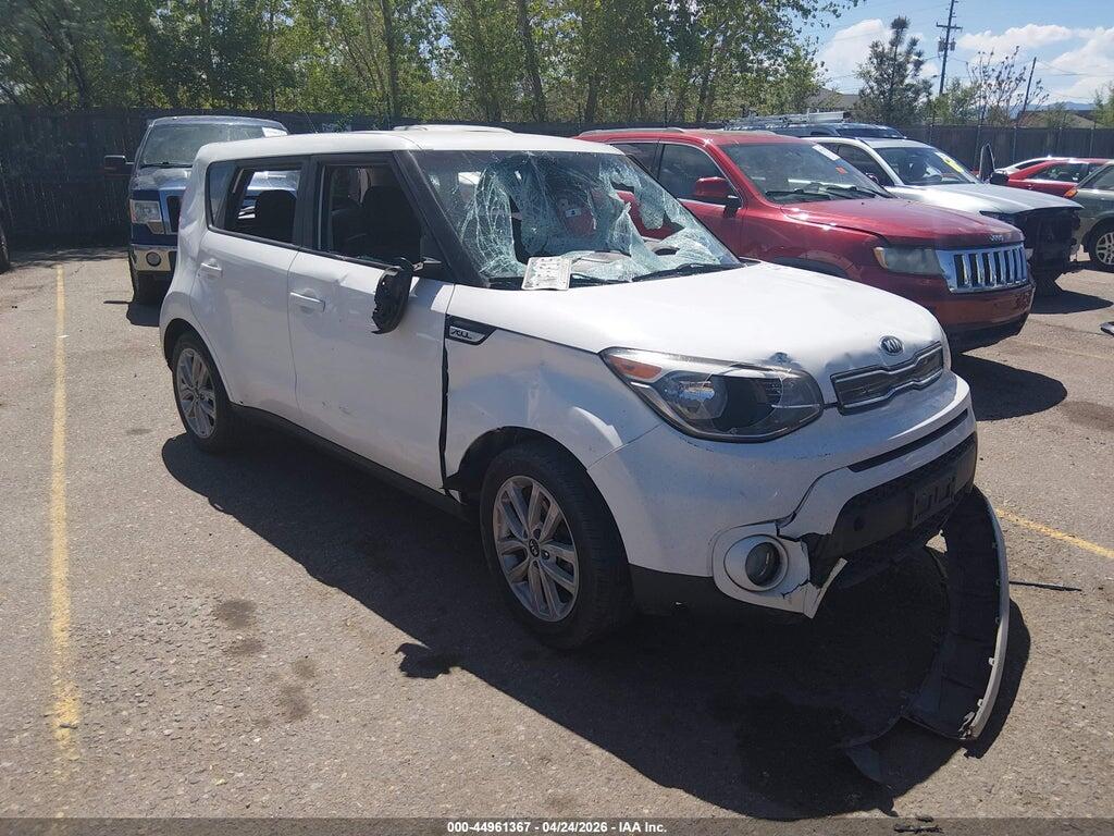 KNDJP3A59J7902425 2018 KIA SOUL photo no. 1
