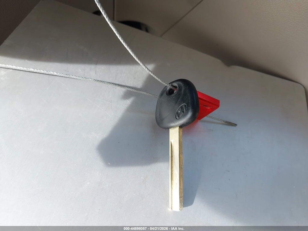 KMHCT4AE8GU102831 2016 HYUNDAI ACCENT photo no. 11