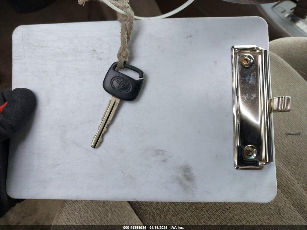 JT2BF22K6Y0242023 2000 TOYOTA CAMRY photo no. 11