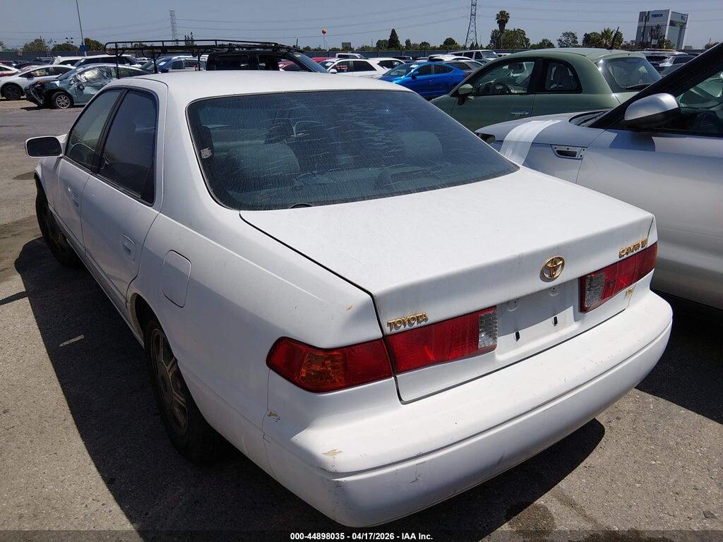 JT2BF22K6Y0242023 2000 TOYOTA CAMRY photo no. 3