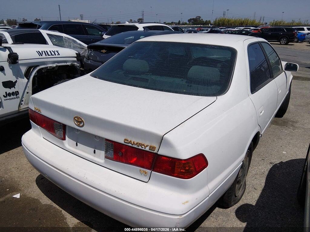 JT2BF22K6Y0242023 2000 TOYOTA CAMRY photo no. 4