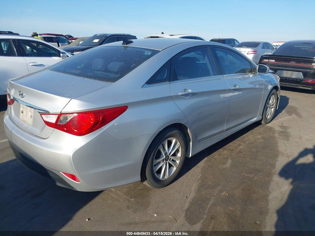 5NPEB4AC1EH940494 2014 HYUNDAI SONATA photo no. 4