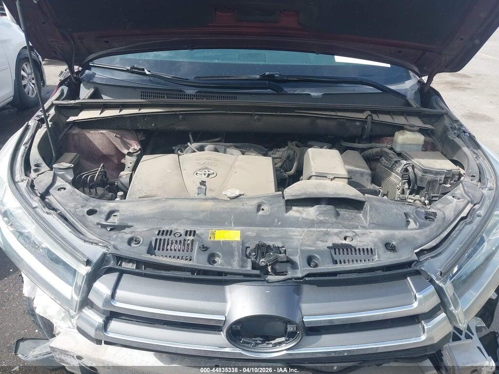 5TDDZRFH6JS869581 2018 TOYOTA HIGHLANDER photo no. 10