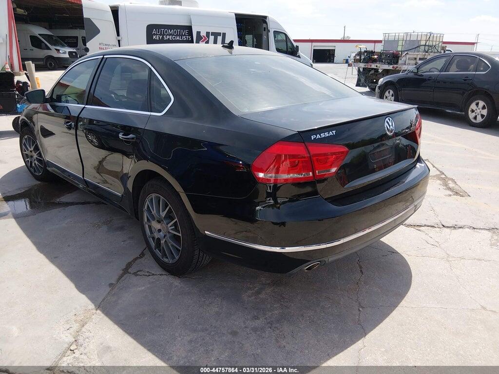 1VWCN7A36CC106789 2012 VOLKSWAGEN PASSAT photo no. 3