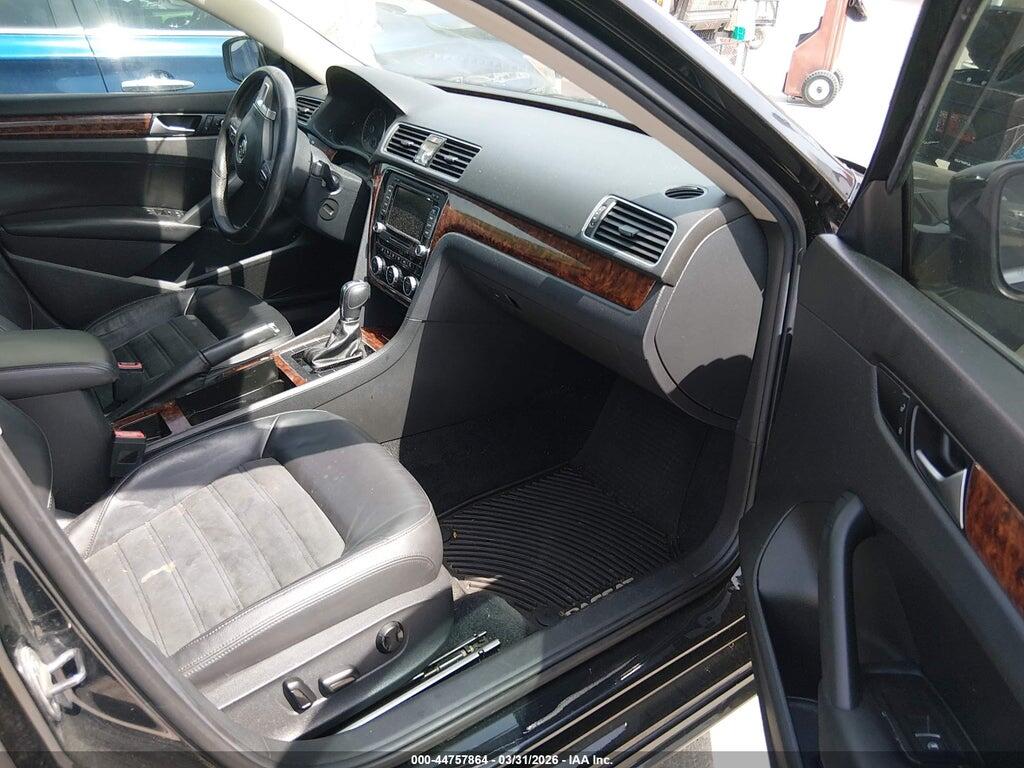 1VWCN7A36CC106789 2012 VOLKSWAGEN PASSAT photo no. 5