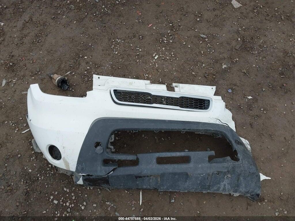 KNDJT2A11A7105704 2010 KIA SOUL photo no. 12