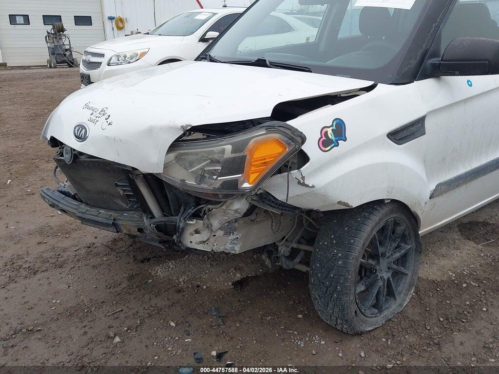 KNDJT2A11A7105704 2010 KIA SOUL photo no. 6