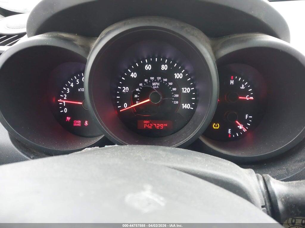 KNDJT2A11A7105704 2010 KIA SOUL photo no. 7