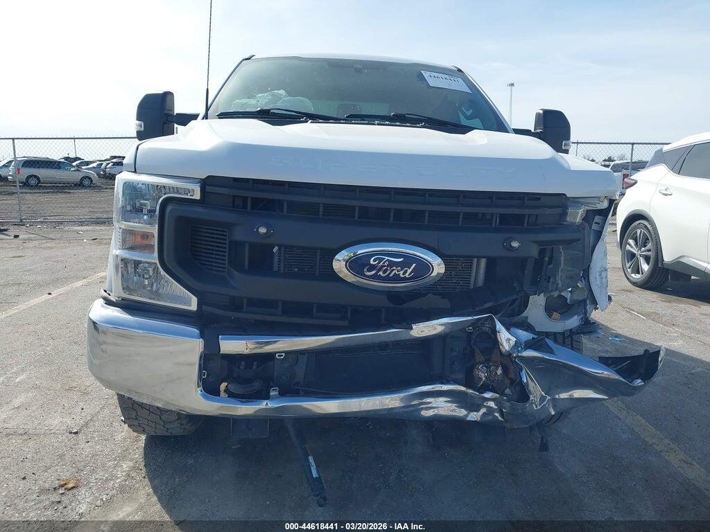 1FT8W3BN5NEE26112 2022 FORD F-350 photo no. 11