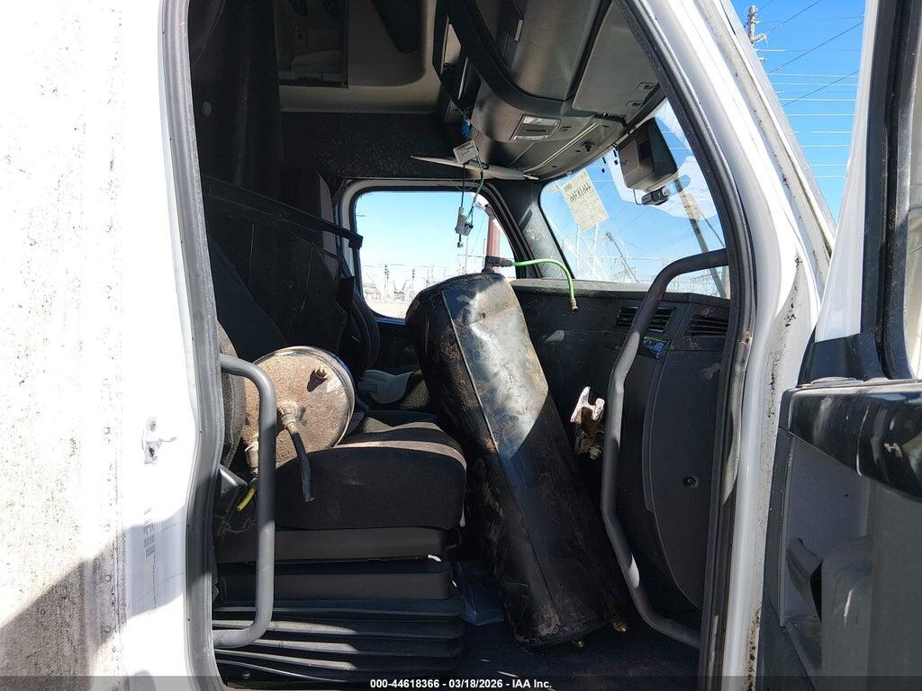 3AKJHHDR6RSVD0840 2024 FREIGHTLINER NEW CASCADIA 126 photo no. 5