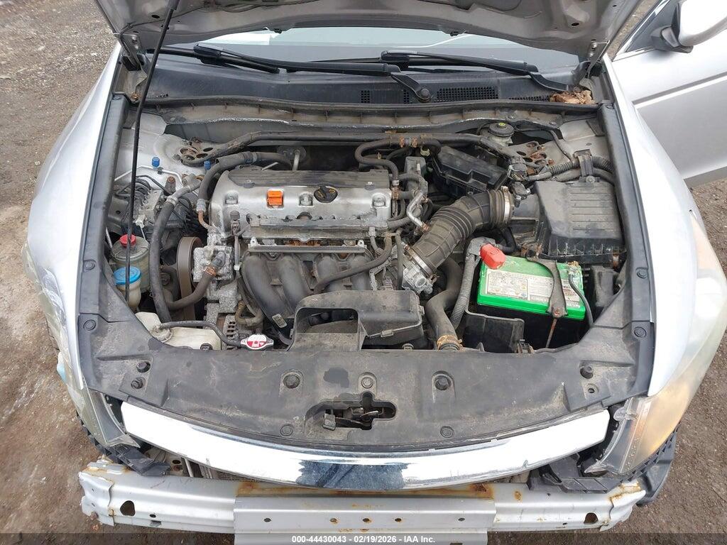 1HGCP2F83BA047555 2011 HONDA ACCORD photo no. 10