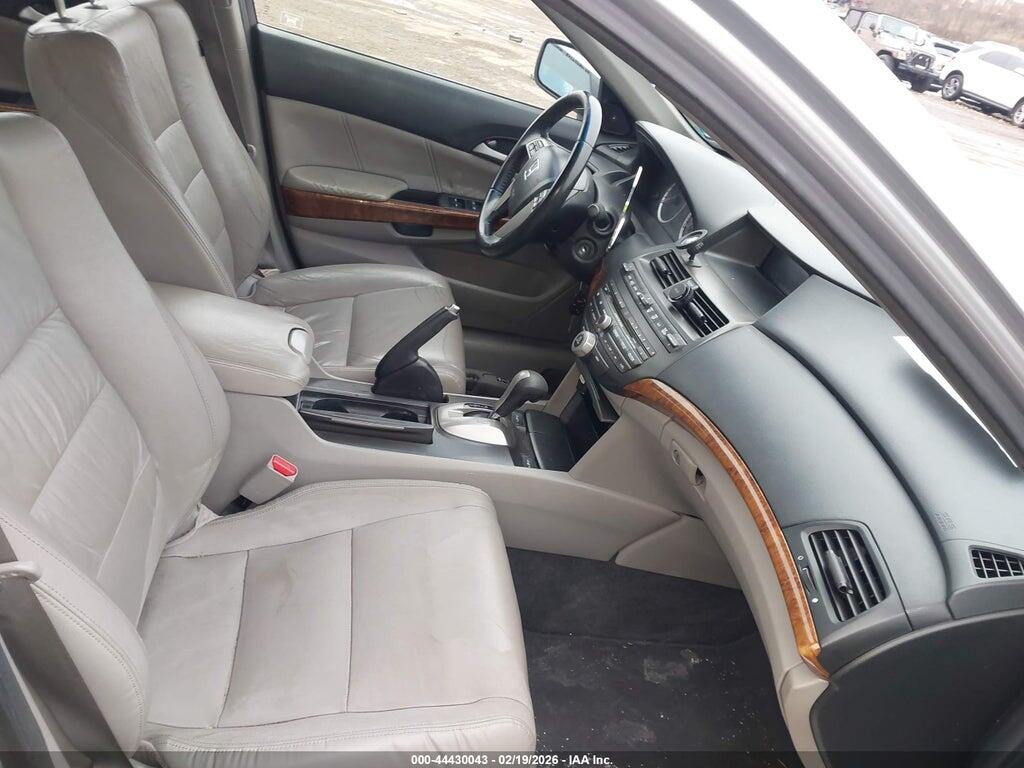 1HGCP2F83BA047555 2011 HONDA ACCORD photo no. 5