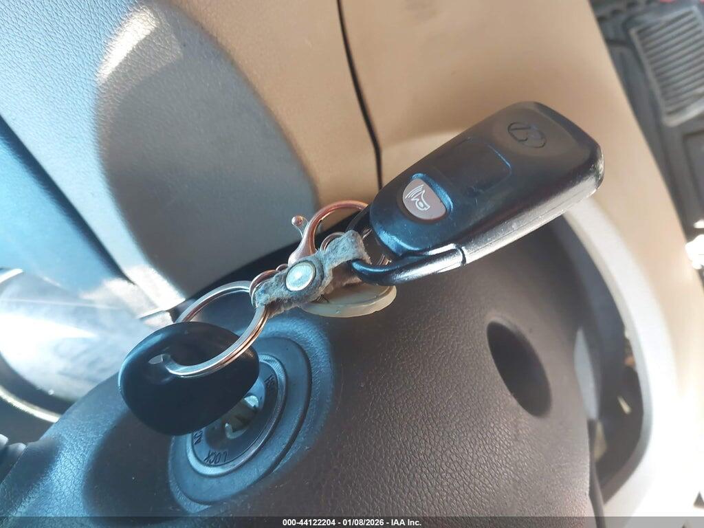 5NPEB4AC8BH104399 2011 HYUNDAI SONATA photo no. 11