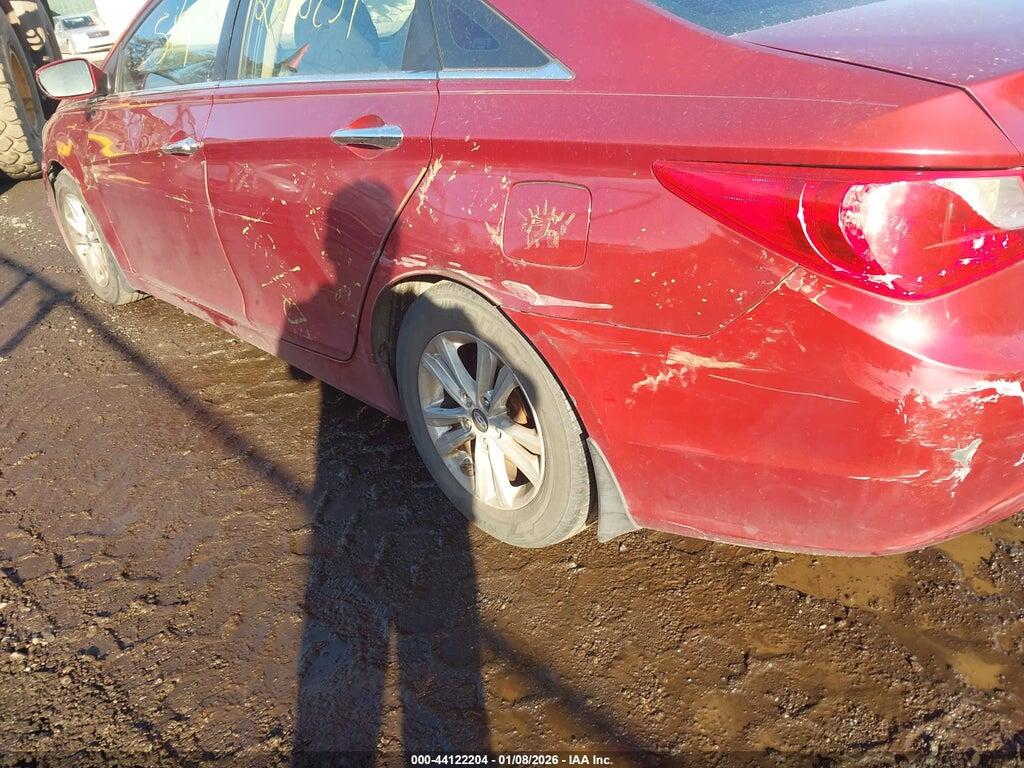 5NPEB4AC8BH104399 2011 HYUNDAI SONATA photo no. 6