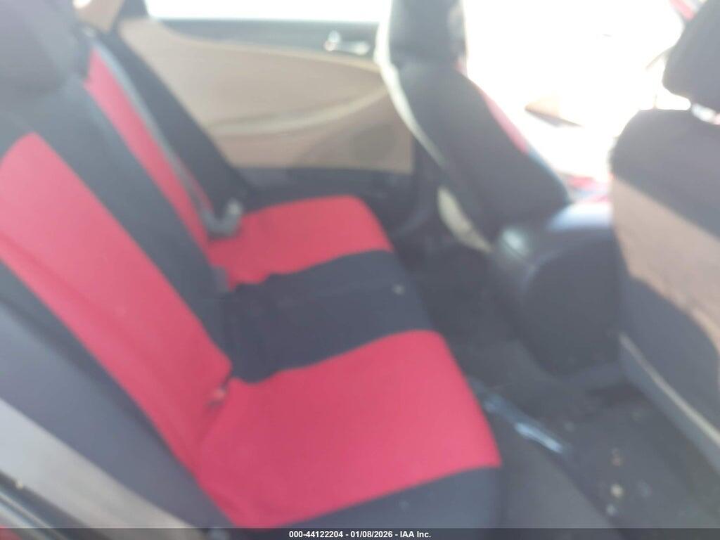 5NPEB4AC8BH104399 2011 HYUNDAI SONATA photo no. 8