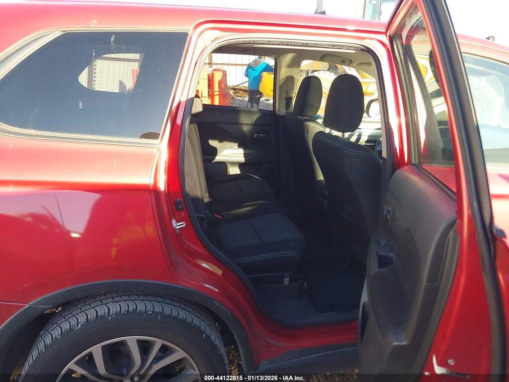JA4AD3A30GZ052389 2016 MITSUBISHI OUTLANDER photo no. 8