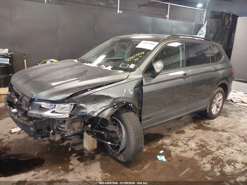 3VV0B7AX6LM178447 2020 VOLKSWAGEN TIGUAN photo no. 2