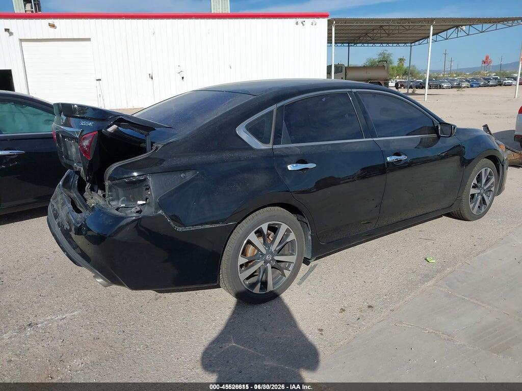 1N4BL3AP3HC181382 2017 NISSAN ALTIMA photo no. 4