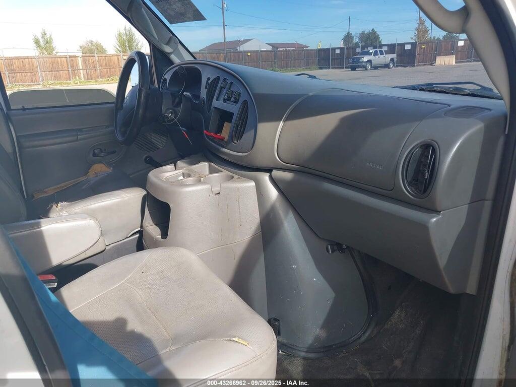 1FTRE14L03HB92318 2003 FORD E-150 photo no. 5
