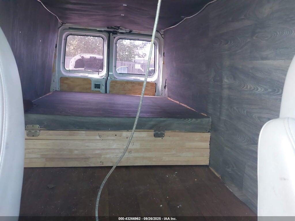 1FTRE14L03HB92318 2003 FORD E-150 photo no. 8