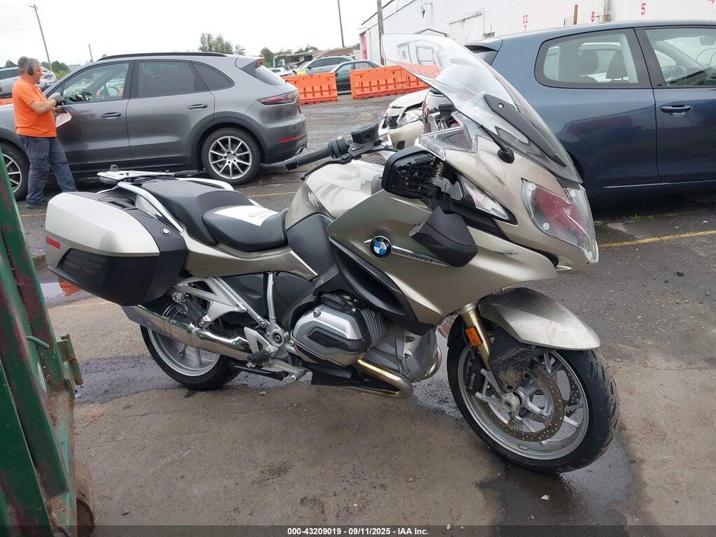 WB10A1306HZ466454 2017 BMW R1200 photo no. 11