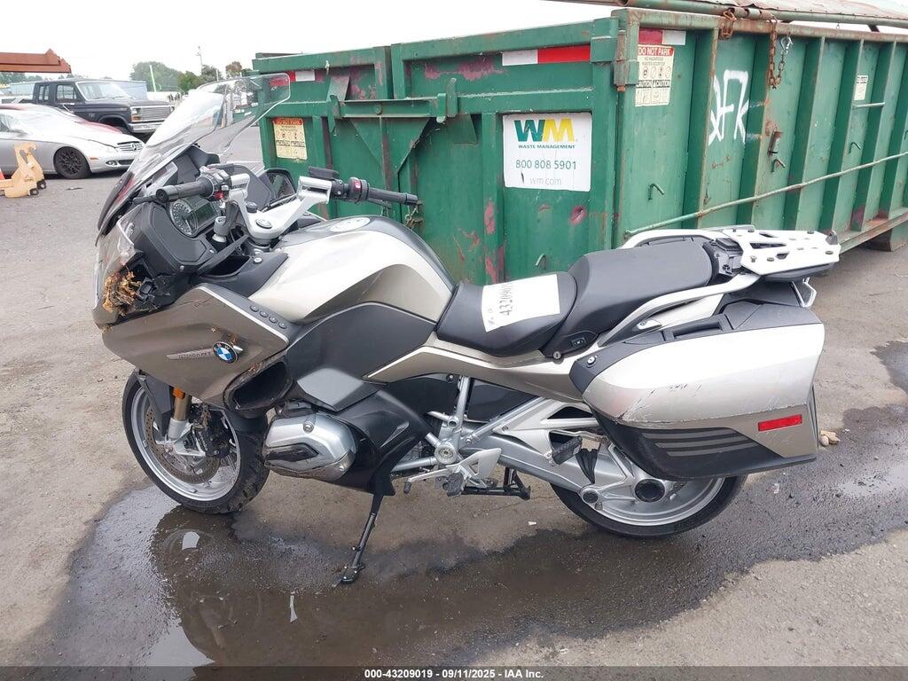 WB10A1306HZ466454 2017 BMW R1200 photo no. 12