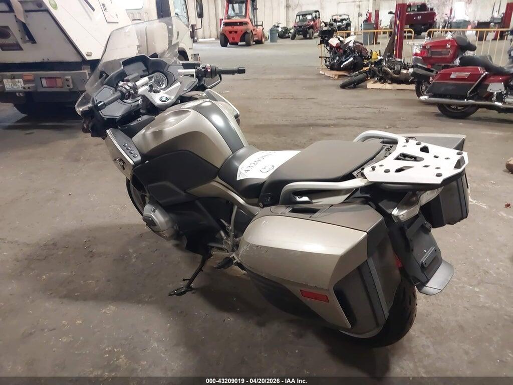 WB10A1306HZ466454 2017 BMW R1200 photo no. 3