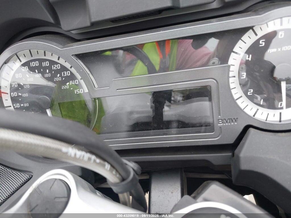 WB10A1306HZ466454 2017 BMW R1200 photo no. 7