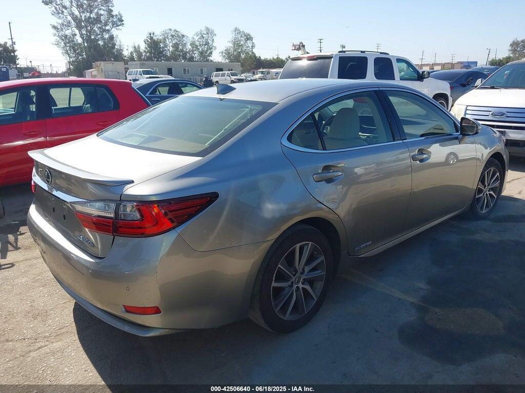 JTHBW1GG8J2177089 2018 LEXUS ES 300H photo no. 4