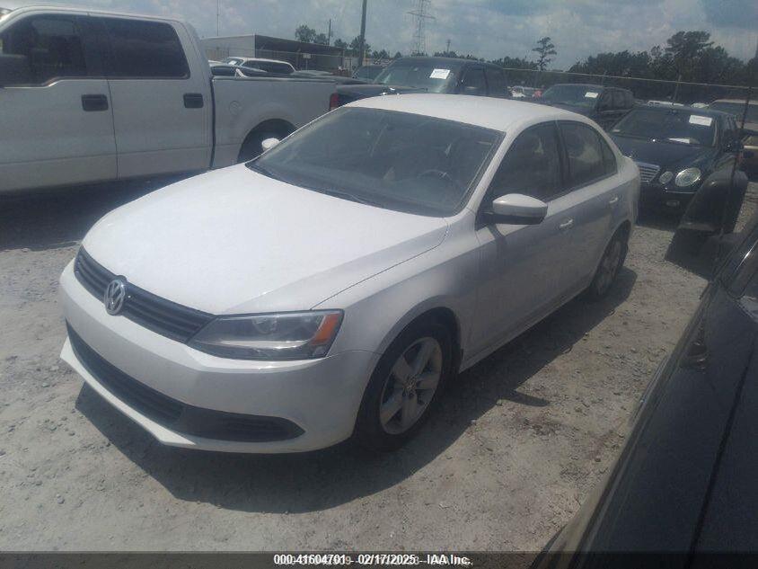 3VWLL7AJ6CM334682 2012 VOLKSWAGEN JETTA photo no. 2