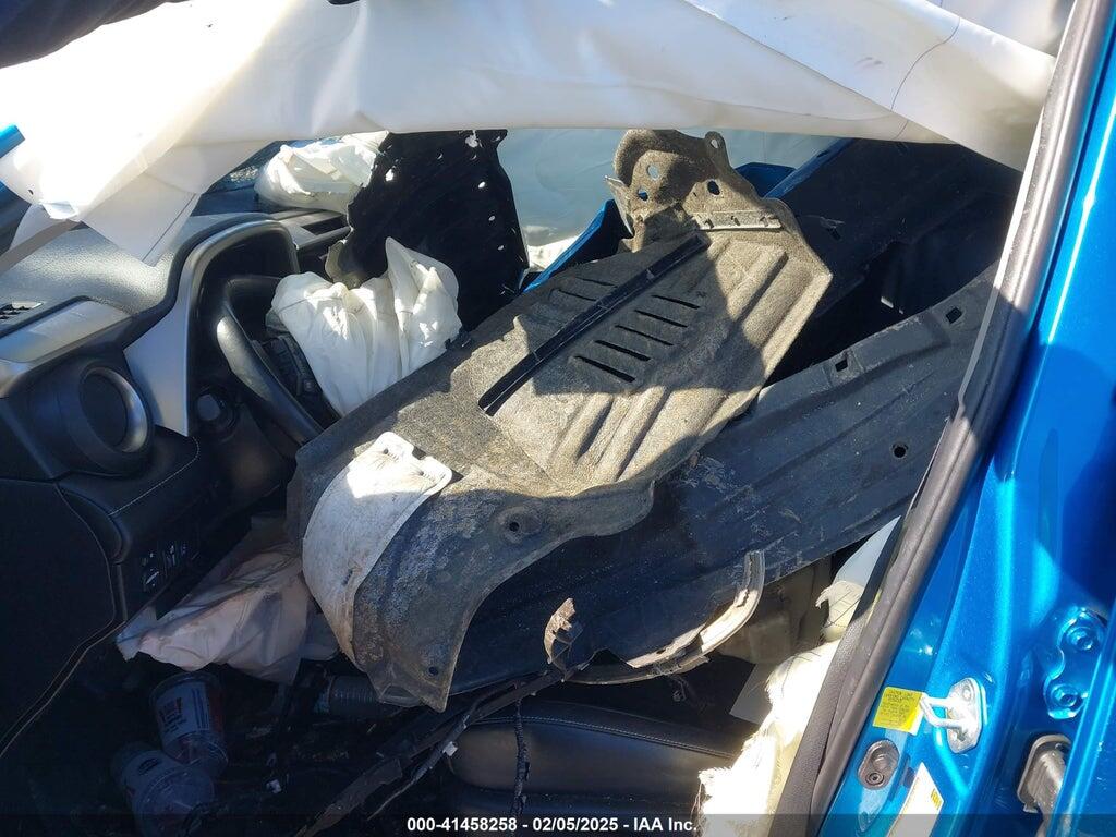 JTMDJREV9HD143122 2017 TOYOTA RAV4 HYBRID photo no. 5