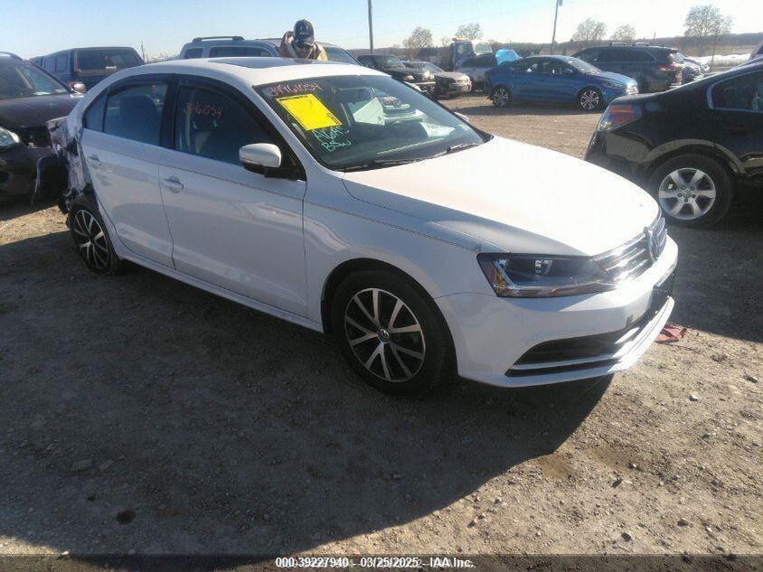 3VWDB7AJ4HM208870 2017 VOLKSWAGEN JETTA photo no. 1