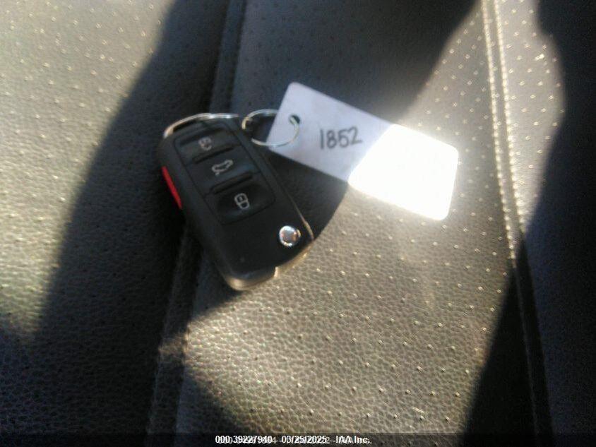 3VWDB7AJ4HM208870 2017 VOLKSWAGEN JETTA photo no. 11